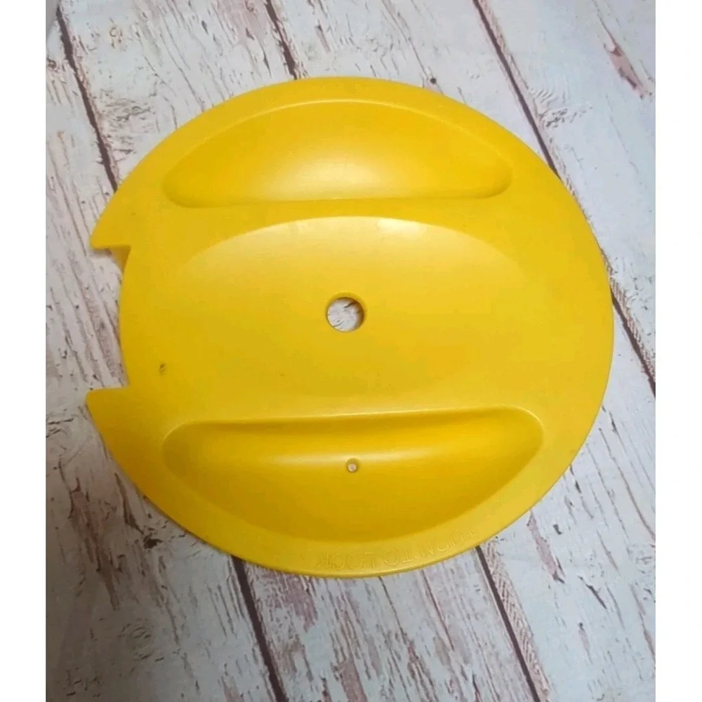 West Bend 3 Quart Iced Tea Maker Replacement Pitcher & Locking Lid 68003 Yellow‎